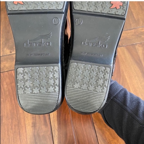 Dansko Striped Leather Clogs 41 - Picture 9 of 10